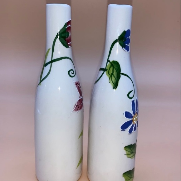 2 Hand painted bud vases with colorful flowers  7" - Picture 2 of 11